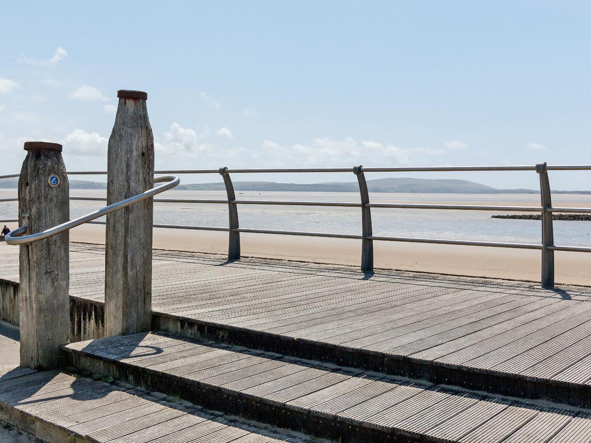 Beachlands Llanelli Exterior foto